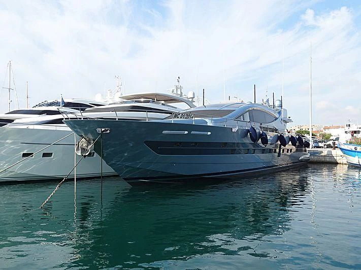a boat in the water aboard 55 FIFTYFIVE Yacht for Charter
