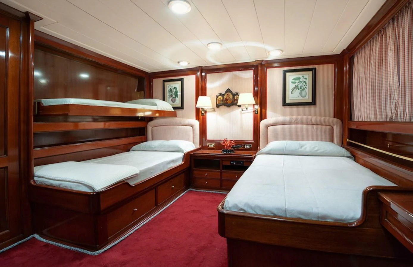 a couple of beds in a hotel room aboard BELLE BRISE Yacht for Sale