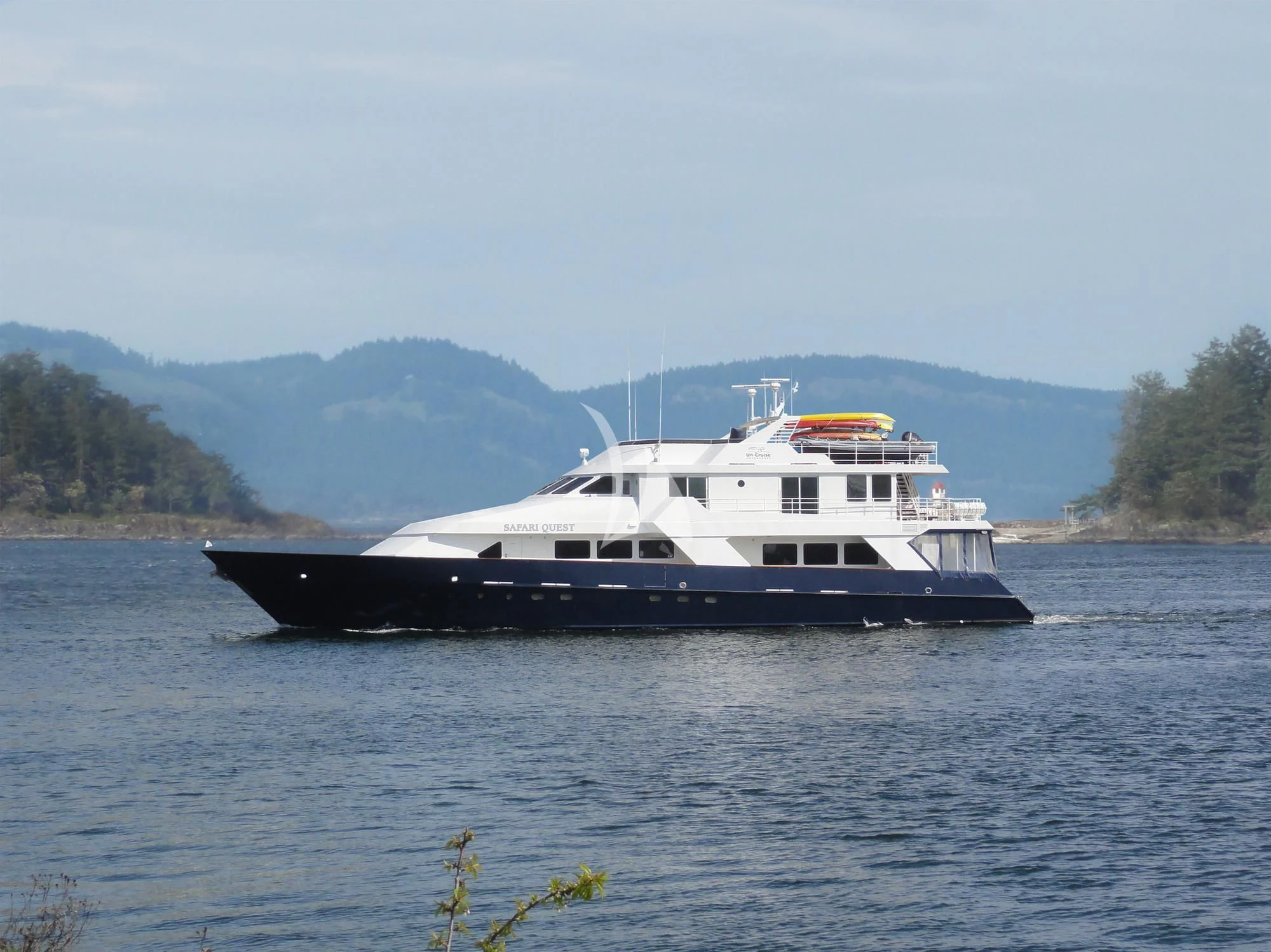 a boat on the water aboard SAFARI QUEST Yacht for Sale