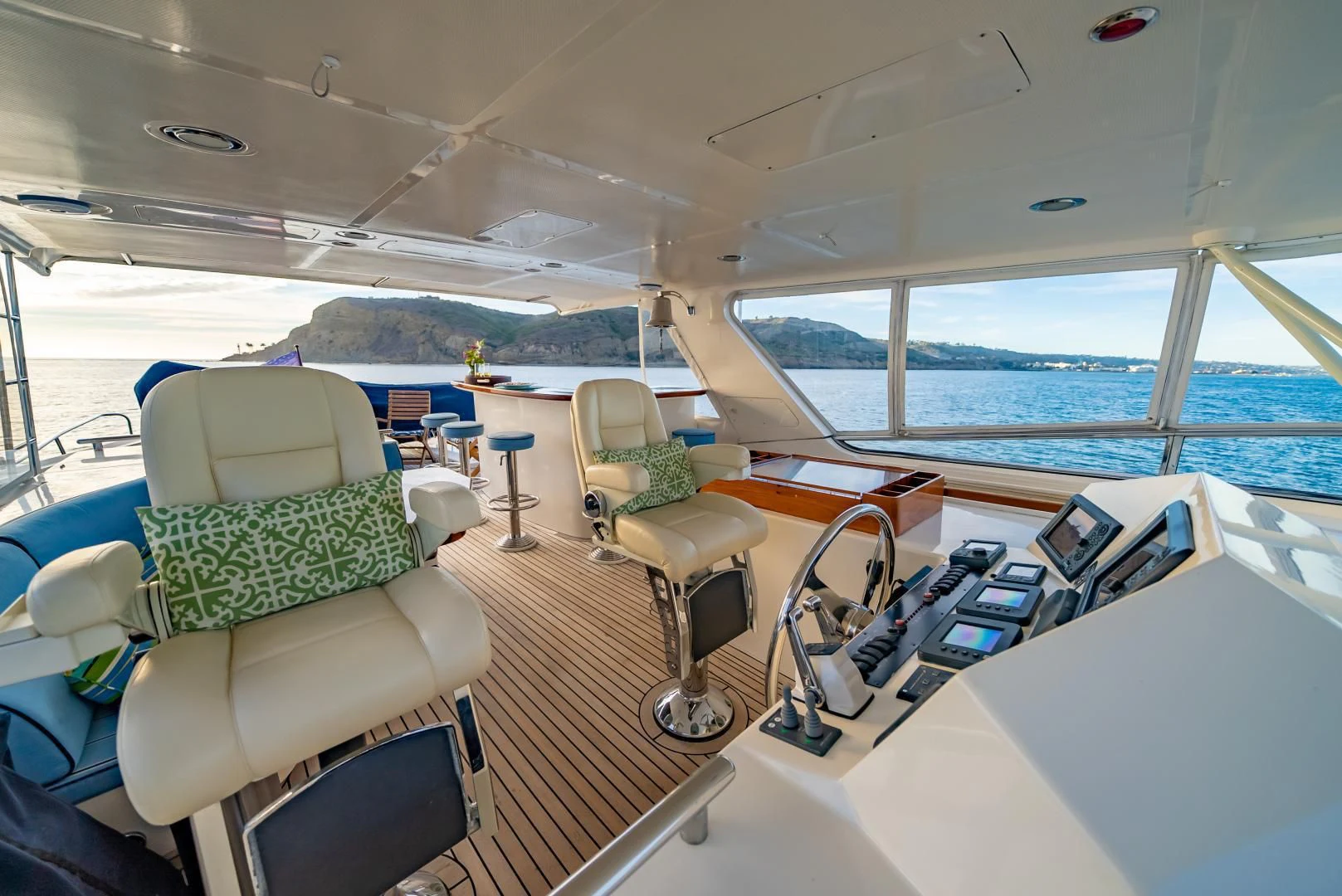 inside of a boat aboard HALCYON SEAS Yacht for Sale
