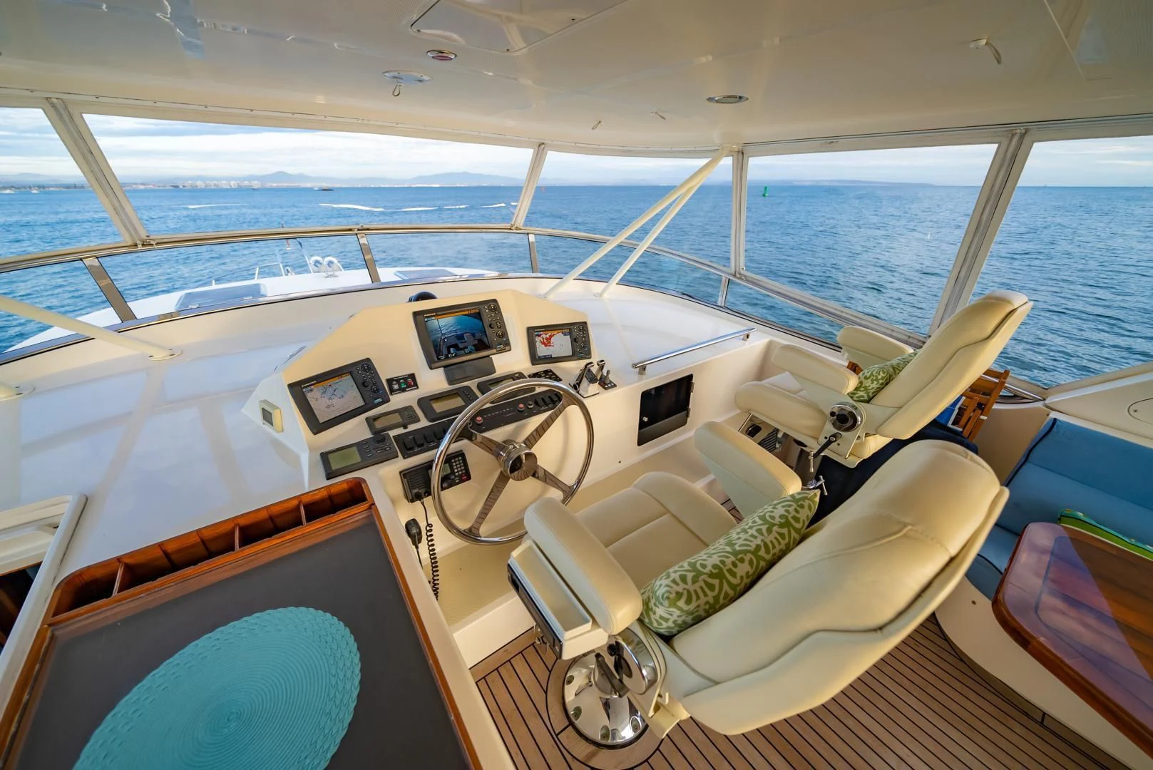 inside of a boat aboard HALCYON SEAS Yacht for Sale