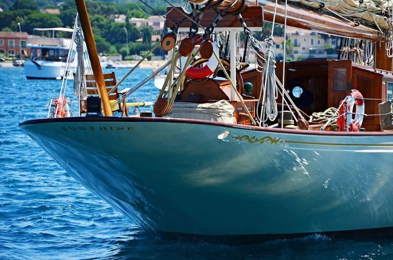 a boat with ropes and a ladder aboard SUNSHINE Yacht for Sale