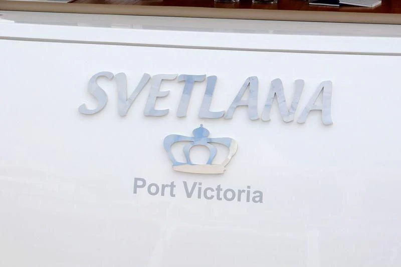 text, whiteboard aboard CAROBELLE Yacht for Sale