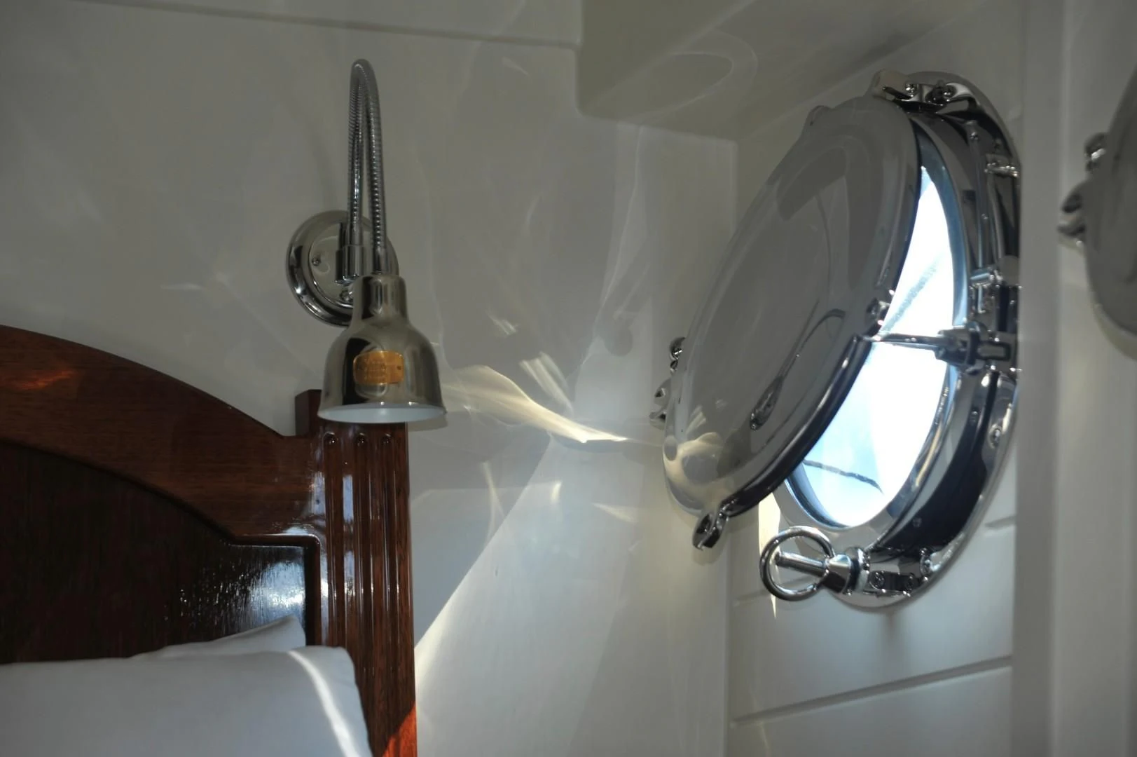a pair of light bulbs aboard LARIMAR Yacht for Sale