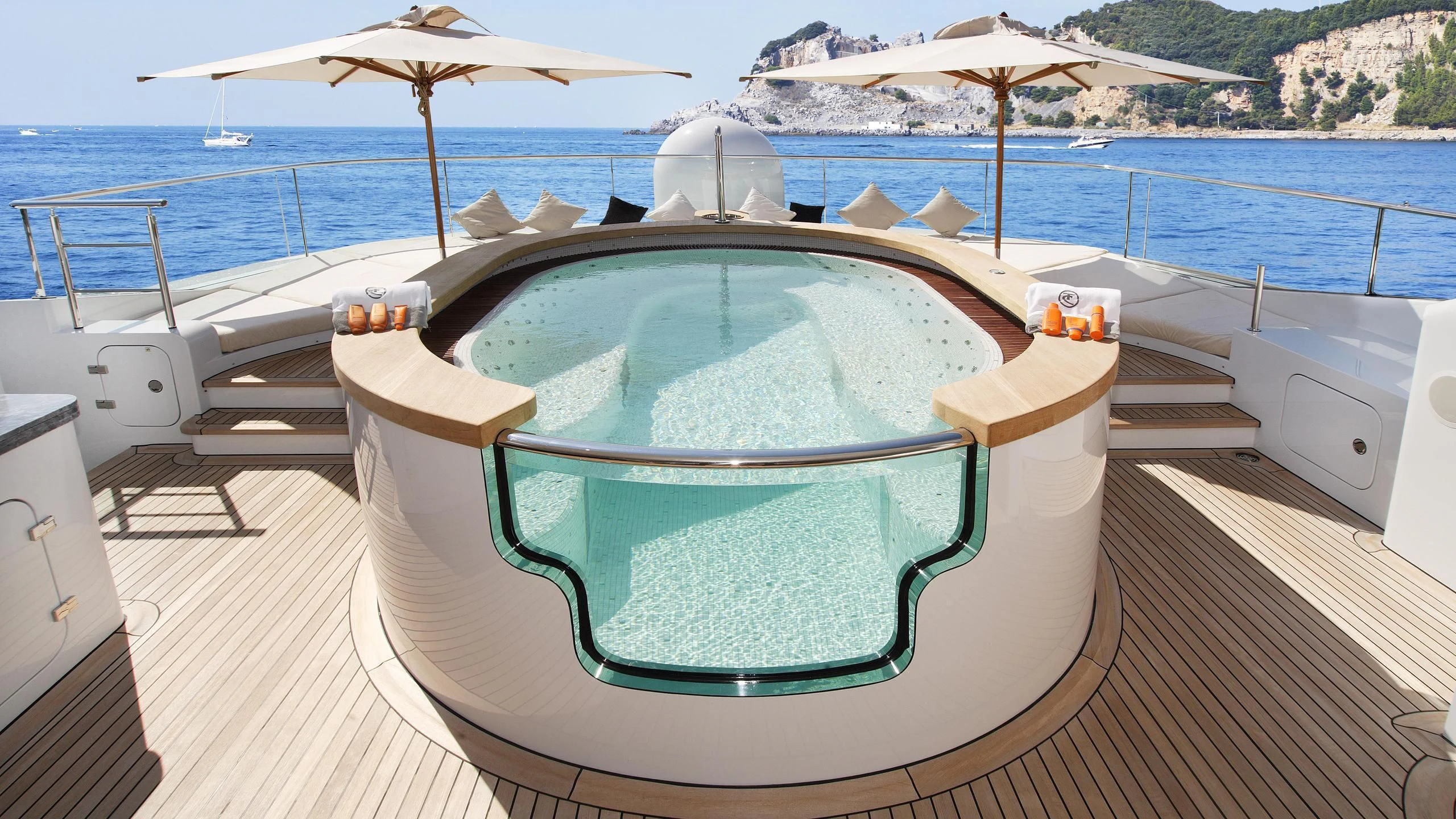 a pool on a deck aboard TALISMAN C Yacht for Charter