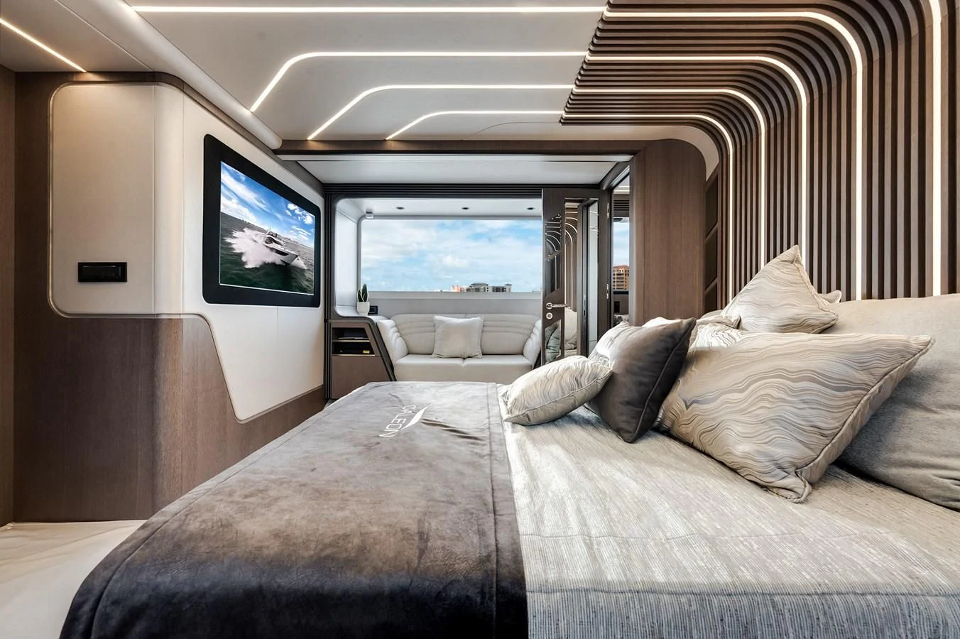a bed with a large bed aboard 76 YACHT Yacht for Sale