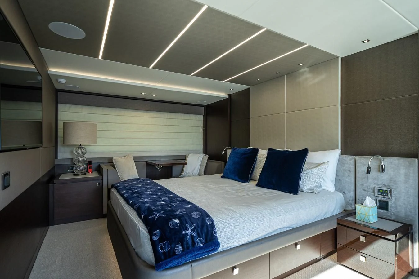 a room with a bed and a table aboard 76 YACHT Yacht for Sale