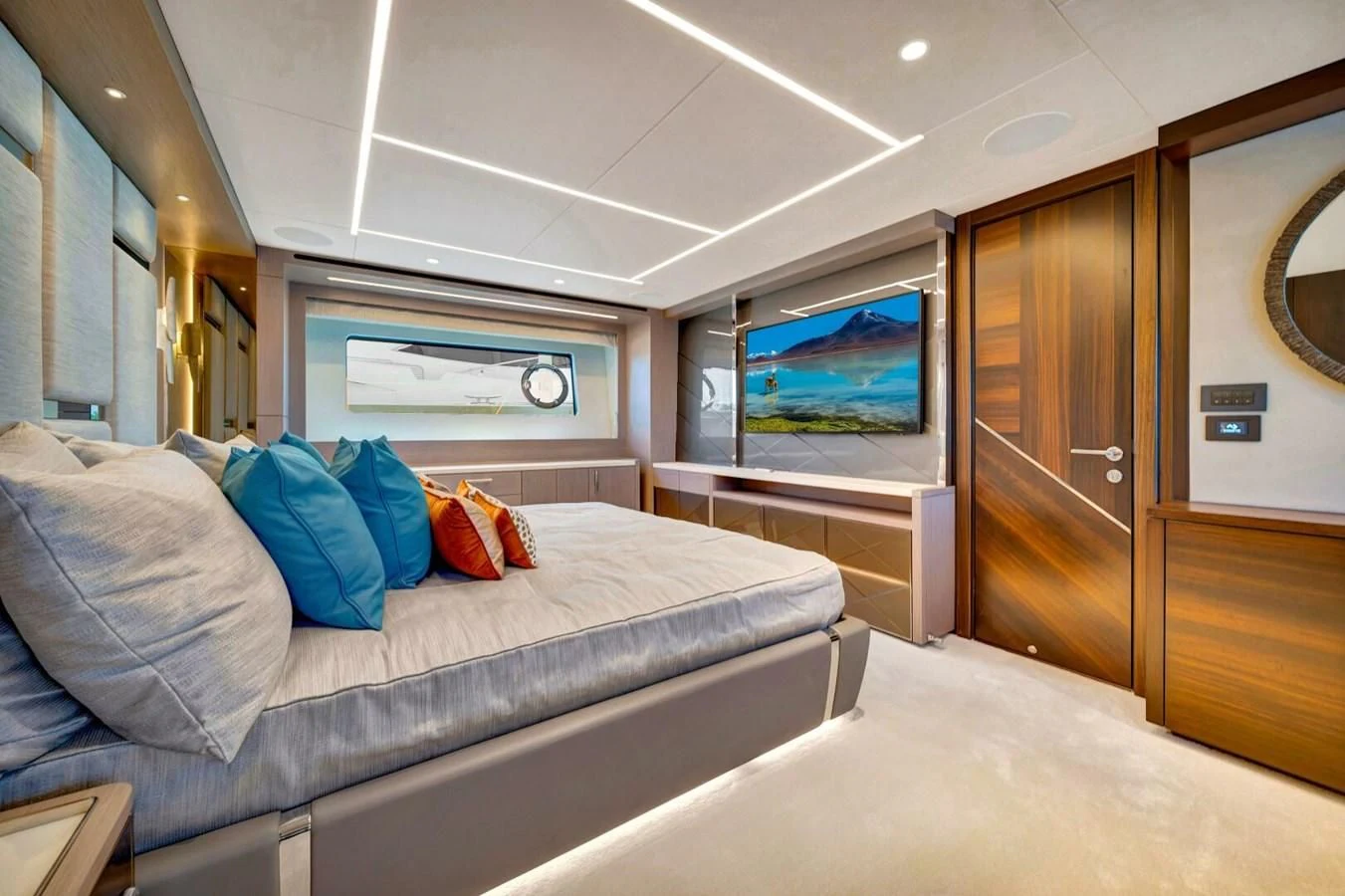 a bed in a room aboard 76 YACHT Yacht for Sale