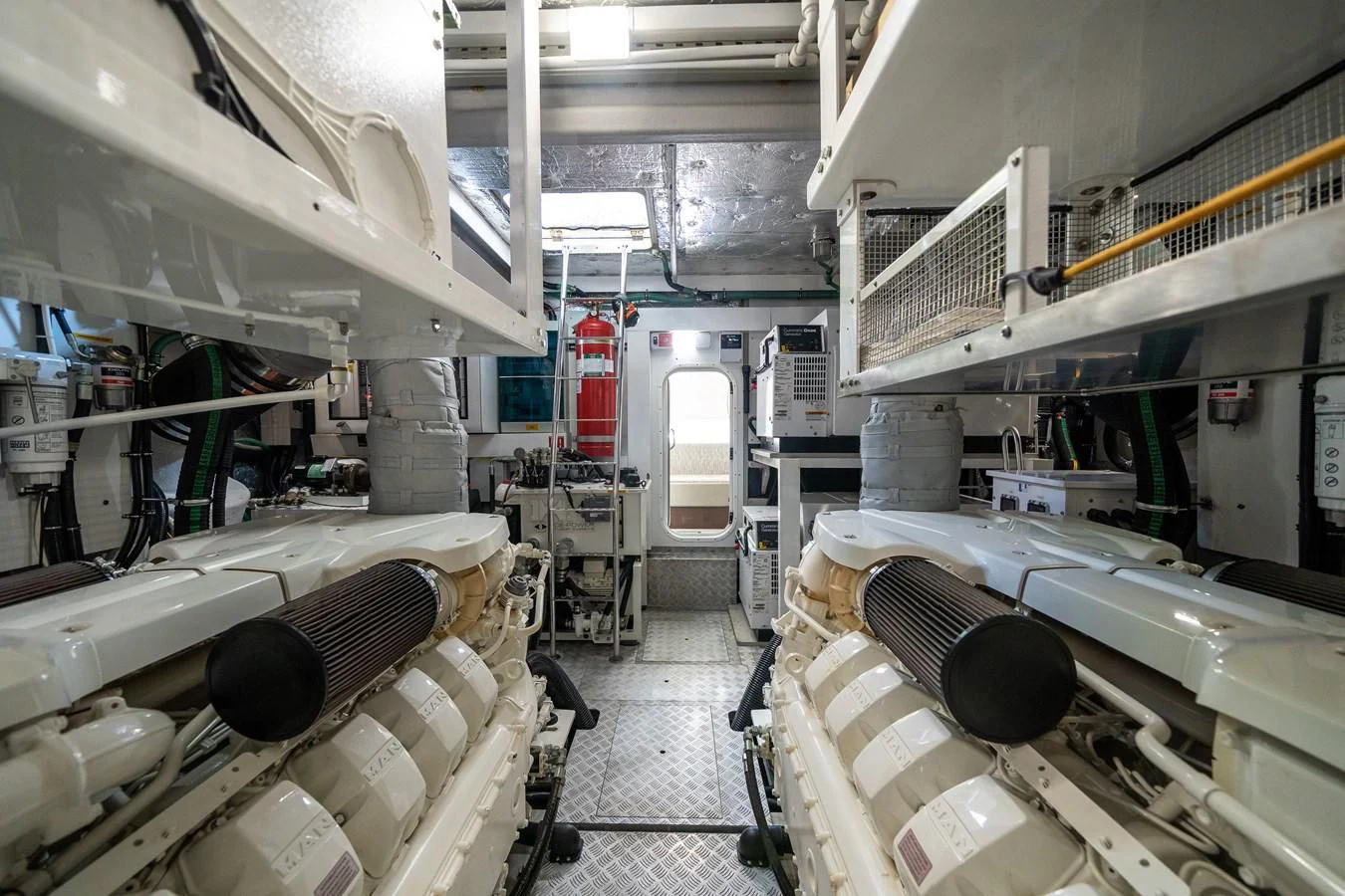 a room with machinery aboard 76 YACHT Yacht for Sale