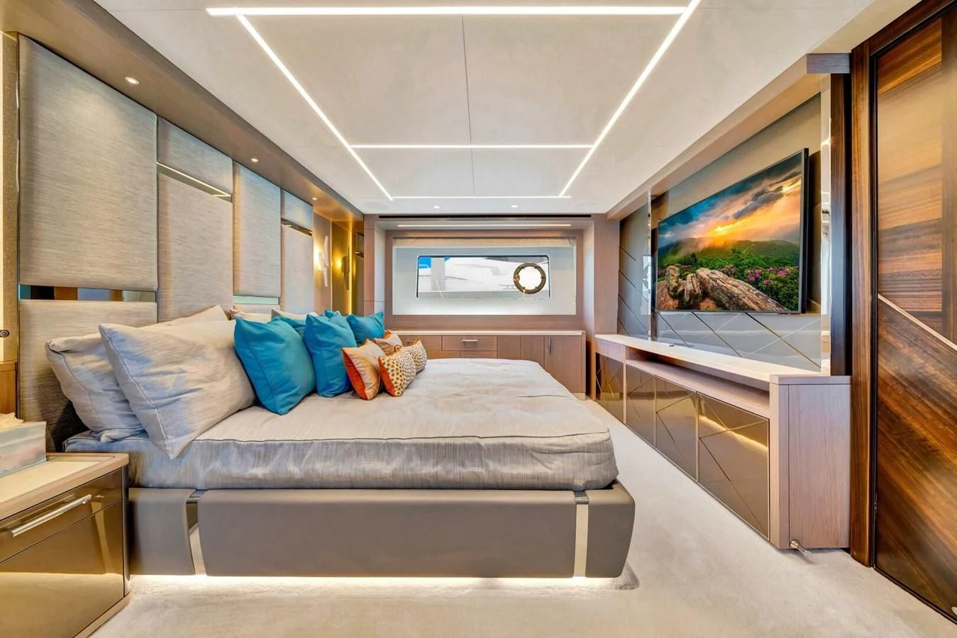 a bed in a room aboard 76 YACHT Yacht for Sale