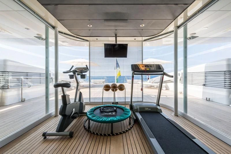 gym with exercise equipment aboard ZEUS Yacht for Sale