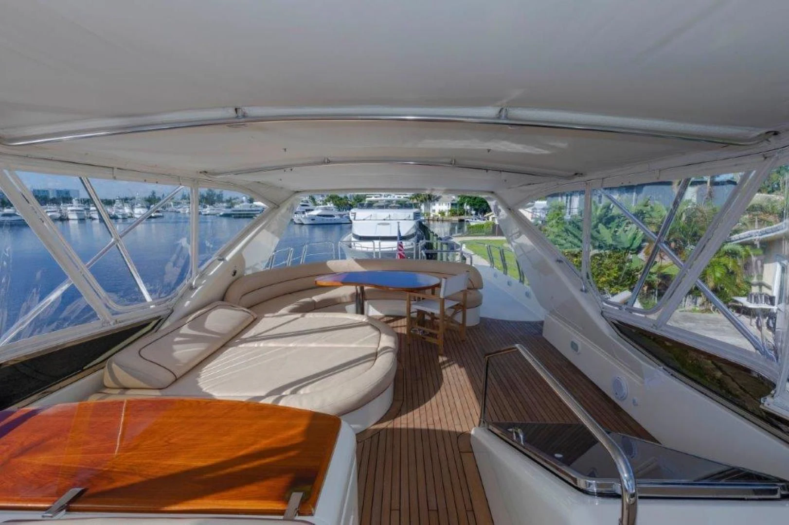 inside of a boat aboard EL FARAON Yacht for Sale