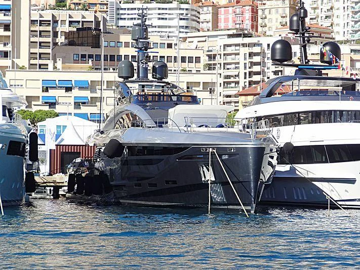 boats are parked in the water aboard FLYING DAGGER III Yacht for Sale