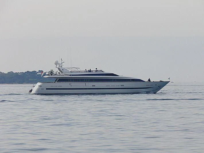 a boat in the water aboard ALTAMAREA I Yacht for Sale