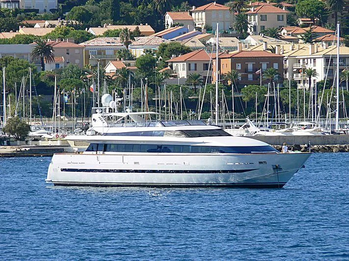 a white boat in the water aboard ALTAMAREA I Yacht for Sale
