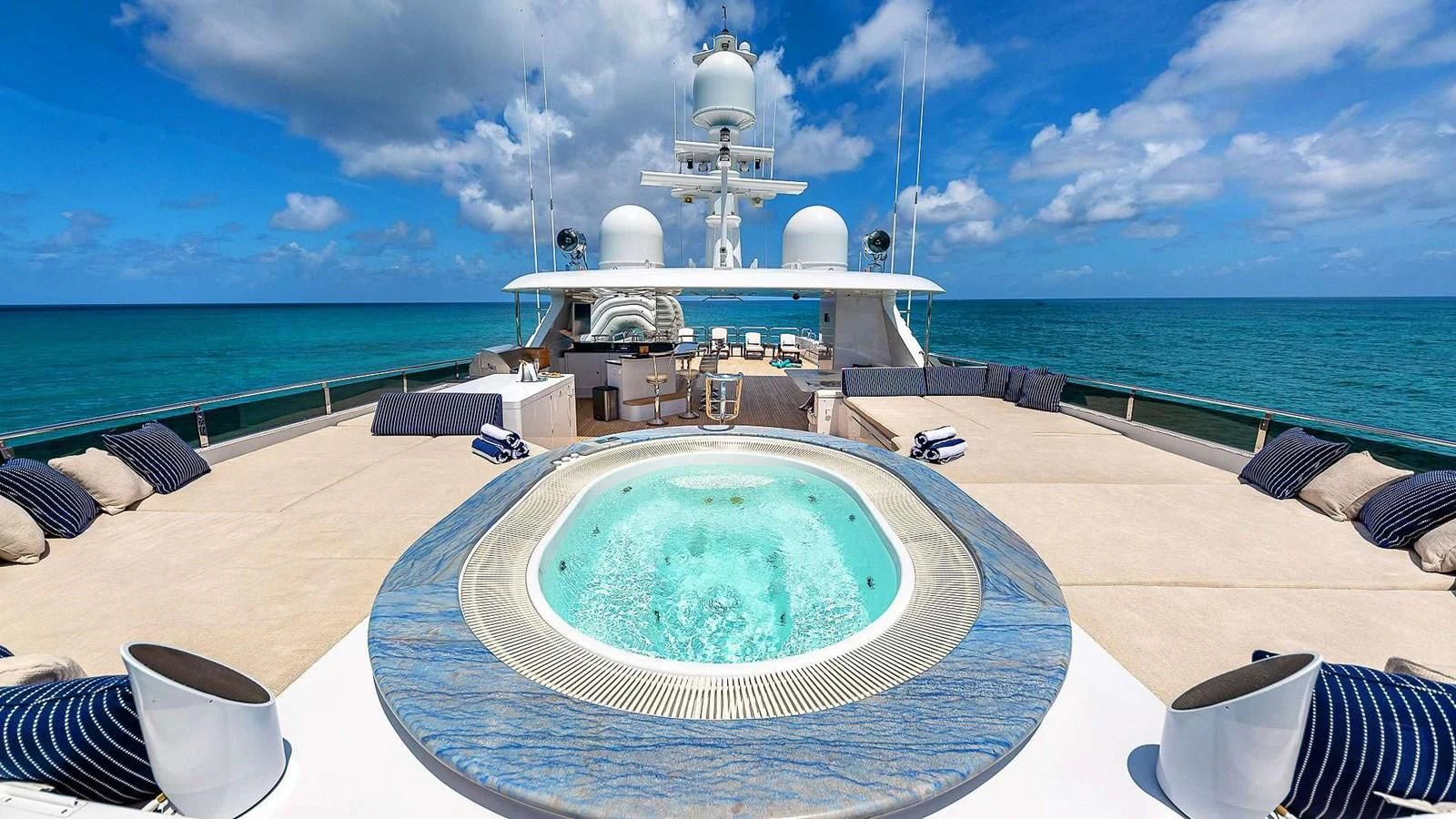 a pool on a deck aboard LADY ELAINE Yacht for Charter