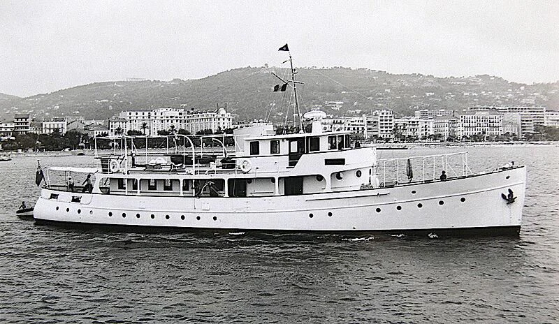 a boat on the water aboard LLYS HELIG Yacht for Sale