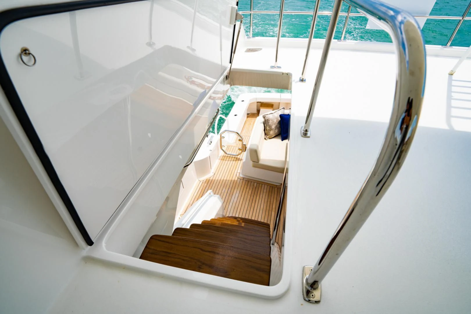 a white machine with a wooden frame aboard MAKE IT HAPPEN Yacht for Sale