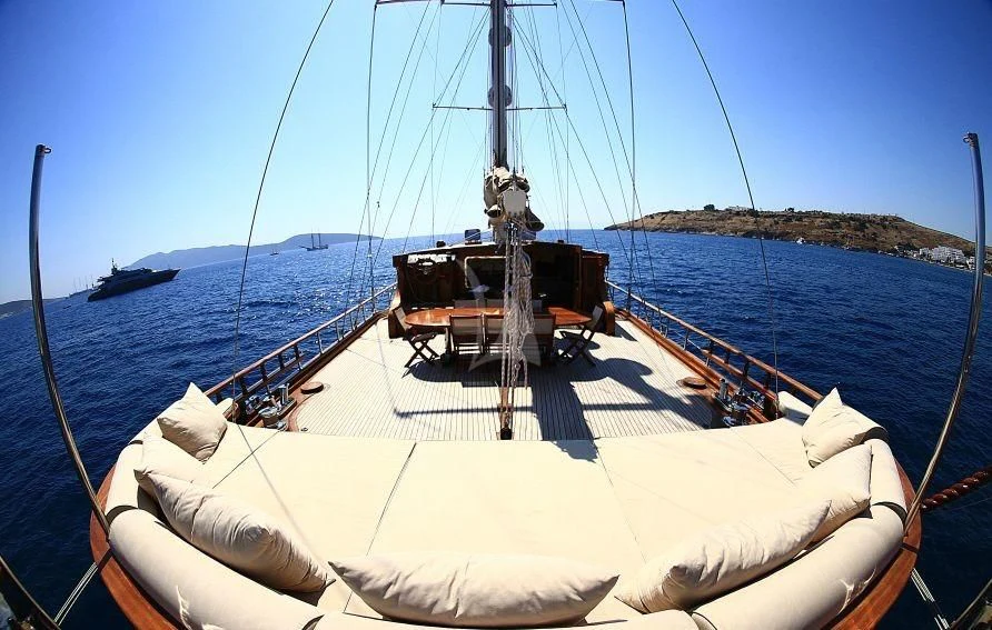 a boat on the water aboard ESTRELLA DE MAR Yacht for Sale