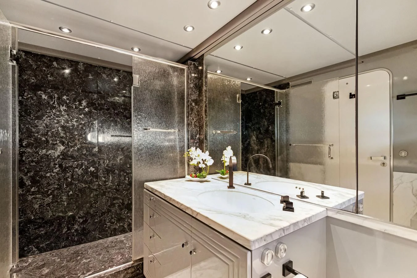a bathroom with a large shower aboard MARY KATHLENE Yacht for Sale