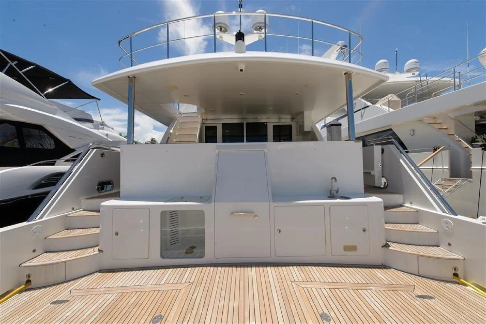 a large white machine aboard RHONDAVOUS Yacht for Sale