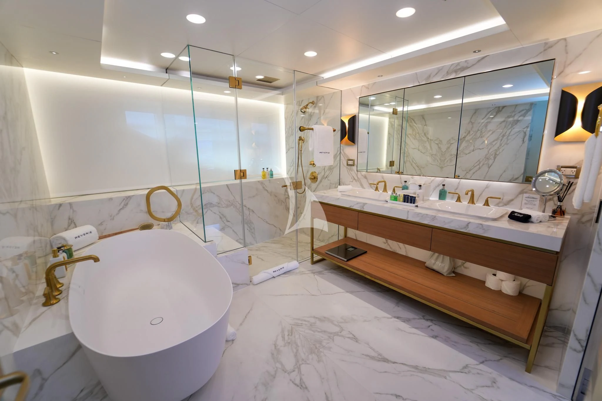 a bathroom with a large tub aboard REVERIE Yacht for Sale