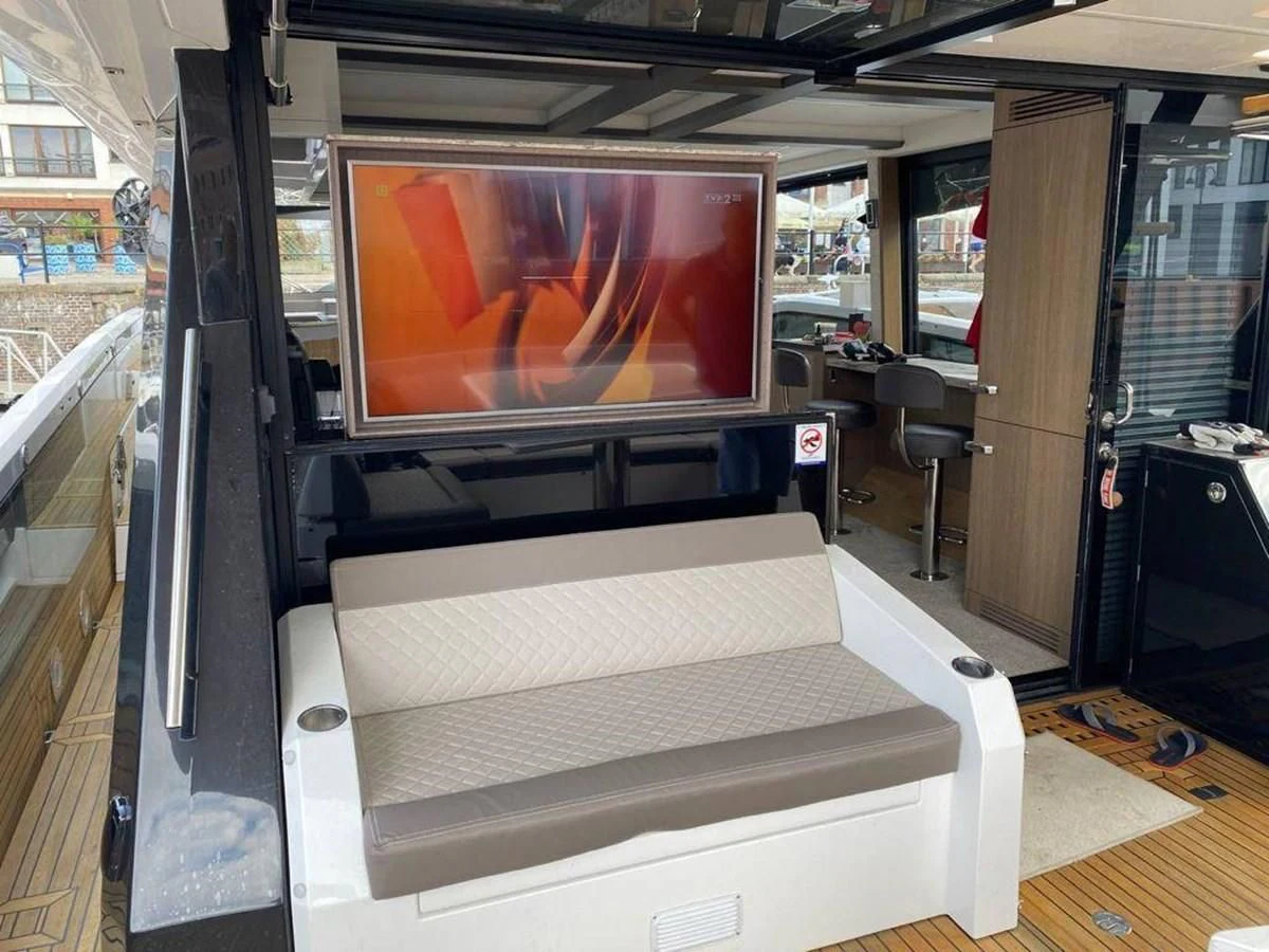 a tv on a bus aboard GALEON 640 Yacht for Sale