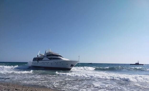 a white boat in the water aboard NEEVEEN Yacht for Sale