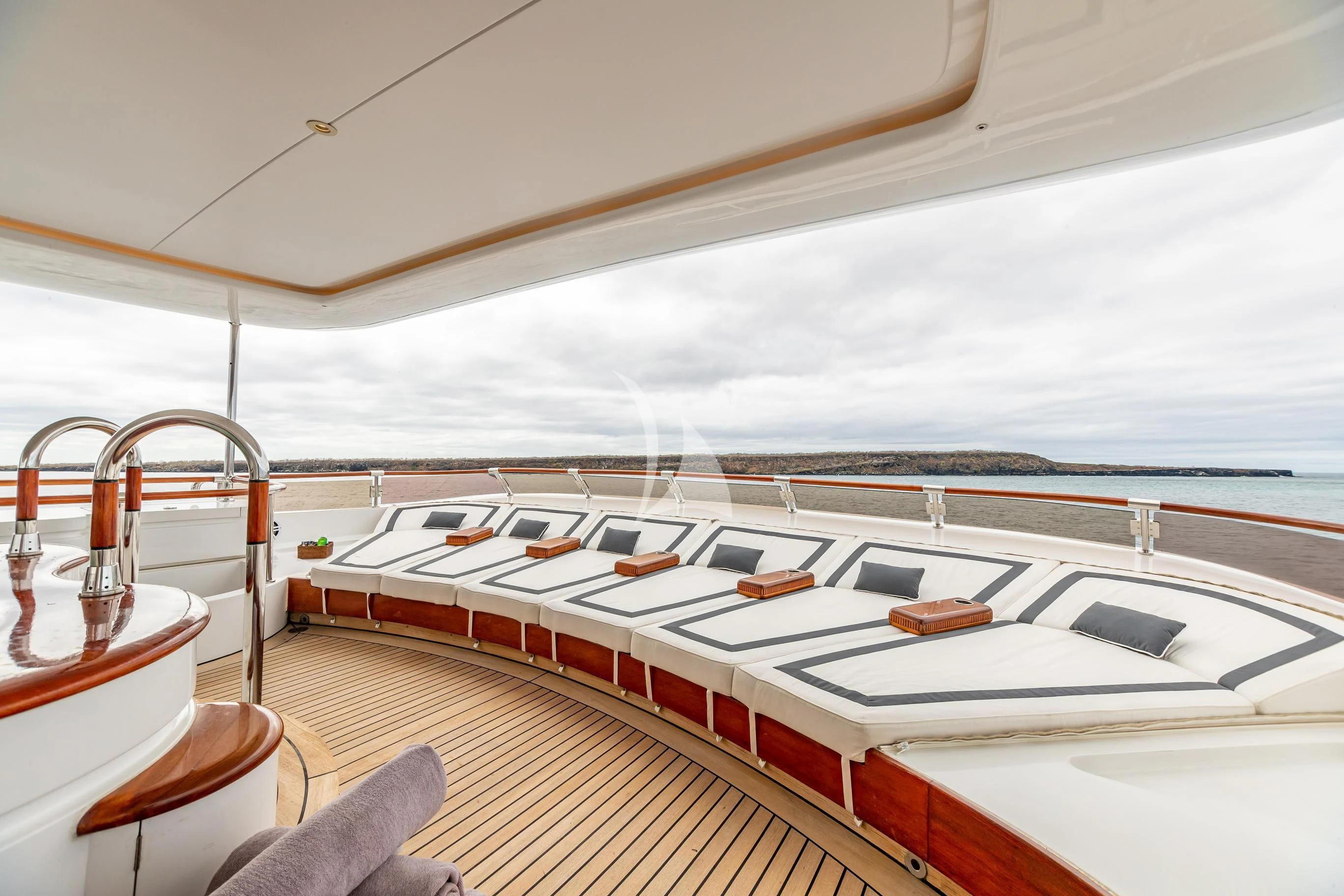 inside of a boat aboard AQUA MARE Yacht for Sale