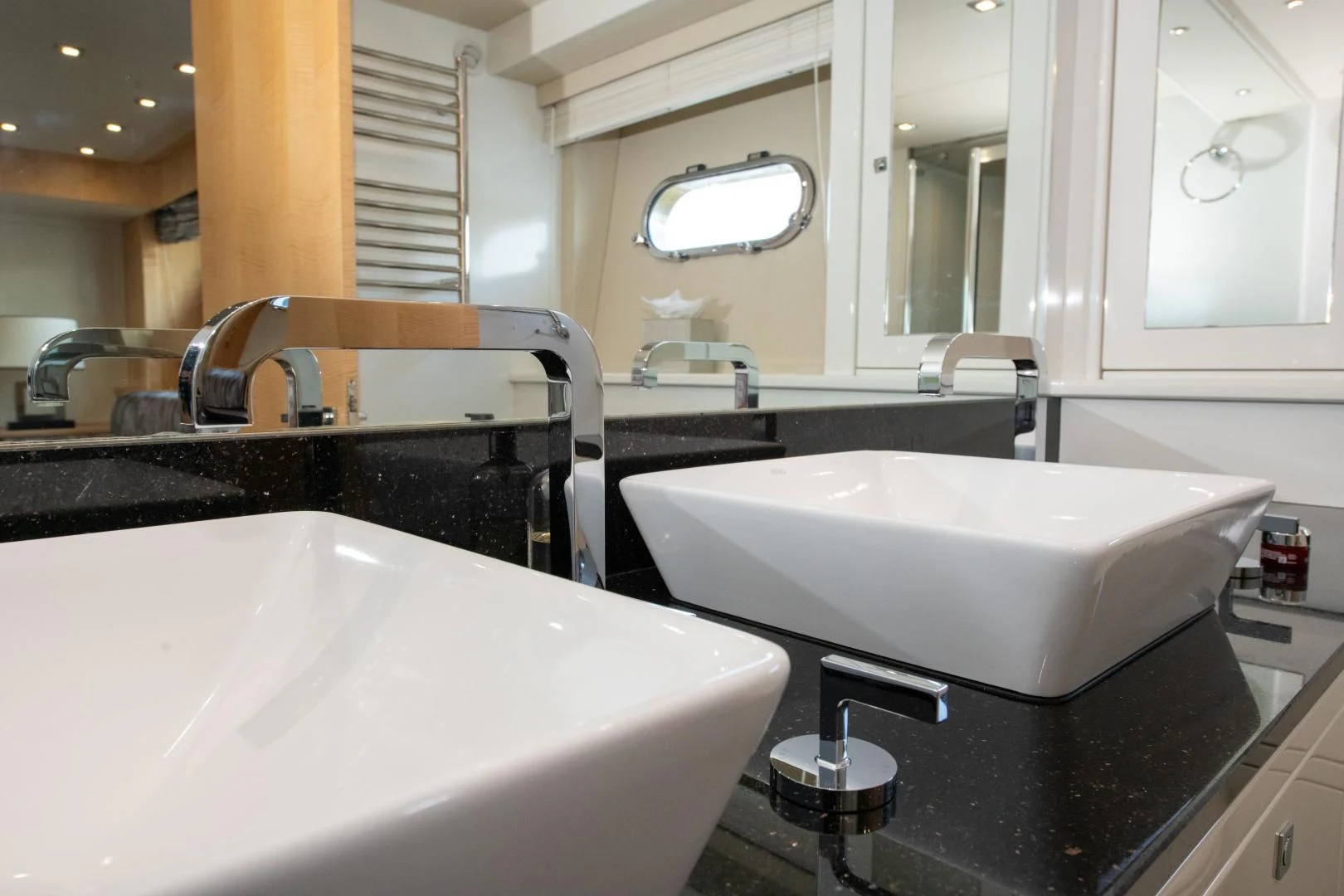 a bathroom with a large bathtub aboard FUNSEEKER Yacht for Sale