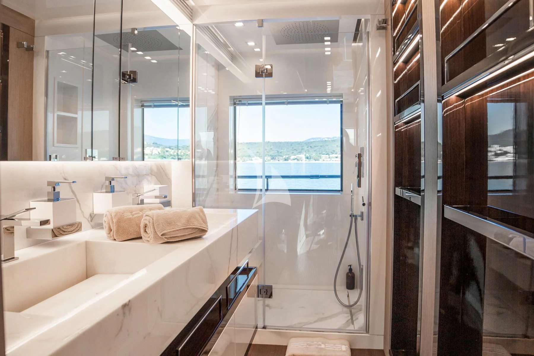 a bathroom with a large bathtub aboard EDEN Yacht for Sale