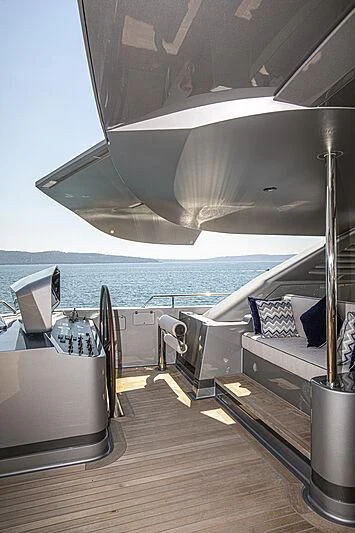 diagram aboard M5 Yacht for Sale