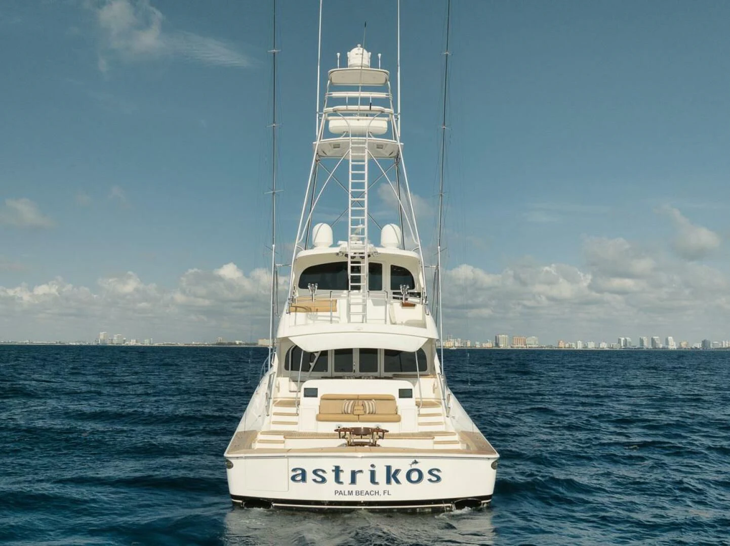 a white boat in the water aboard BELLA DONNA DI Yacht for Sale