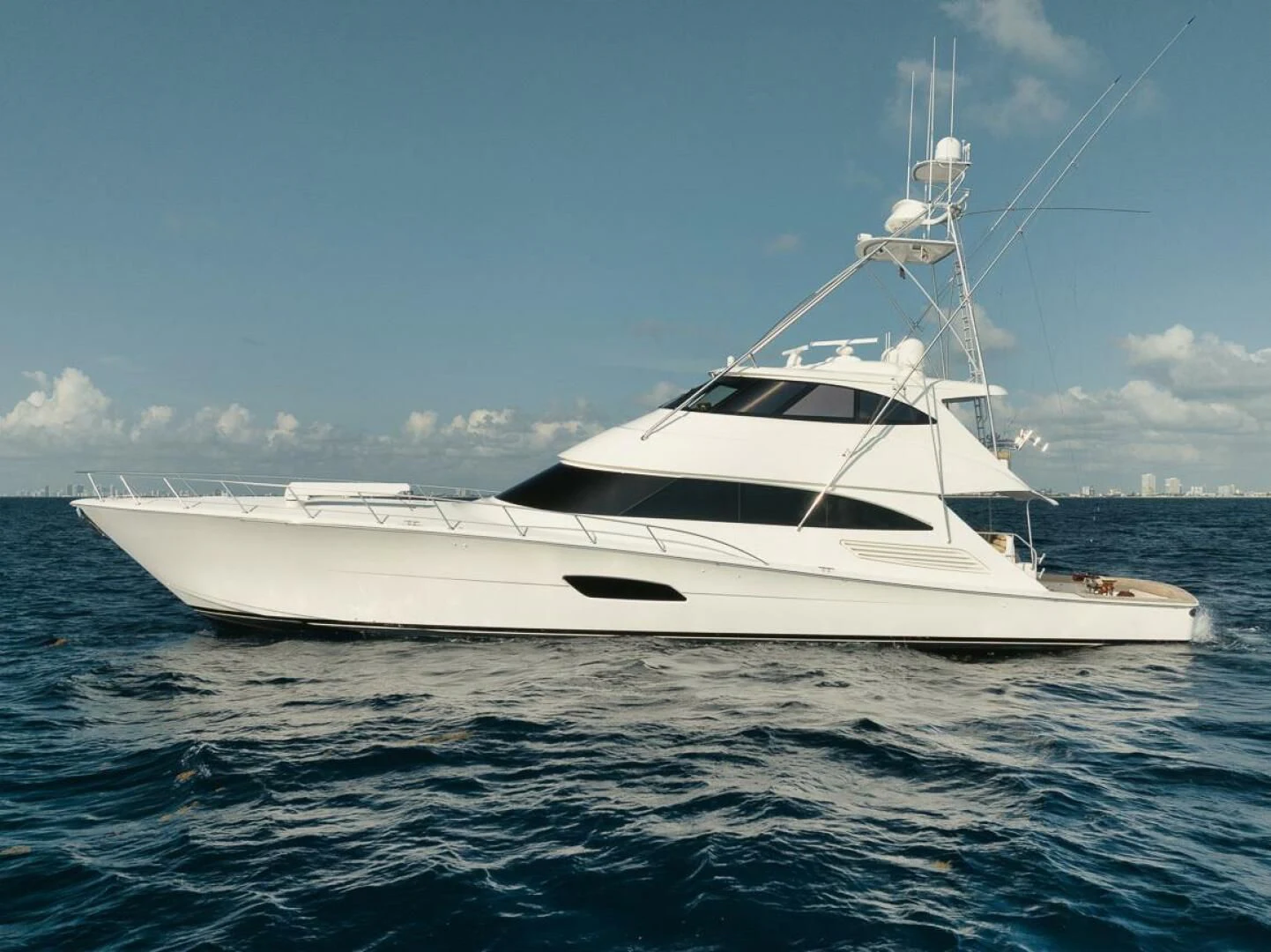 a white yacht in the water aboard BELLA DONNA DI Yacht for Sale