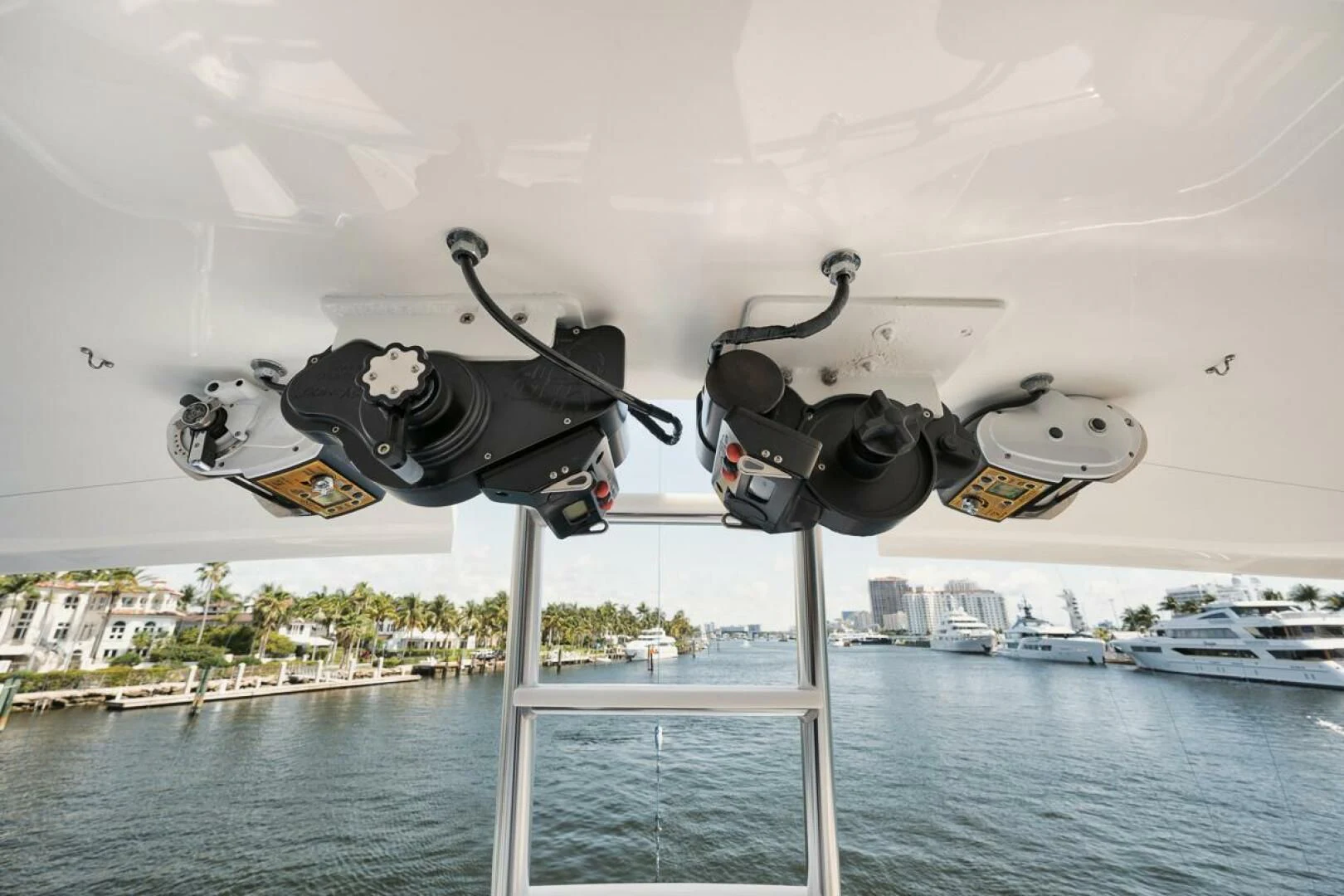 a pair of binoculars on a pole aboard BELLA DONNA DI Yacht for Sale