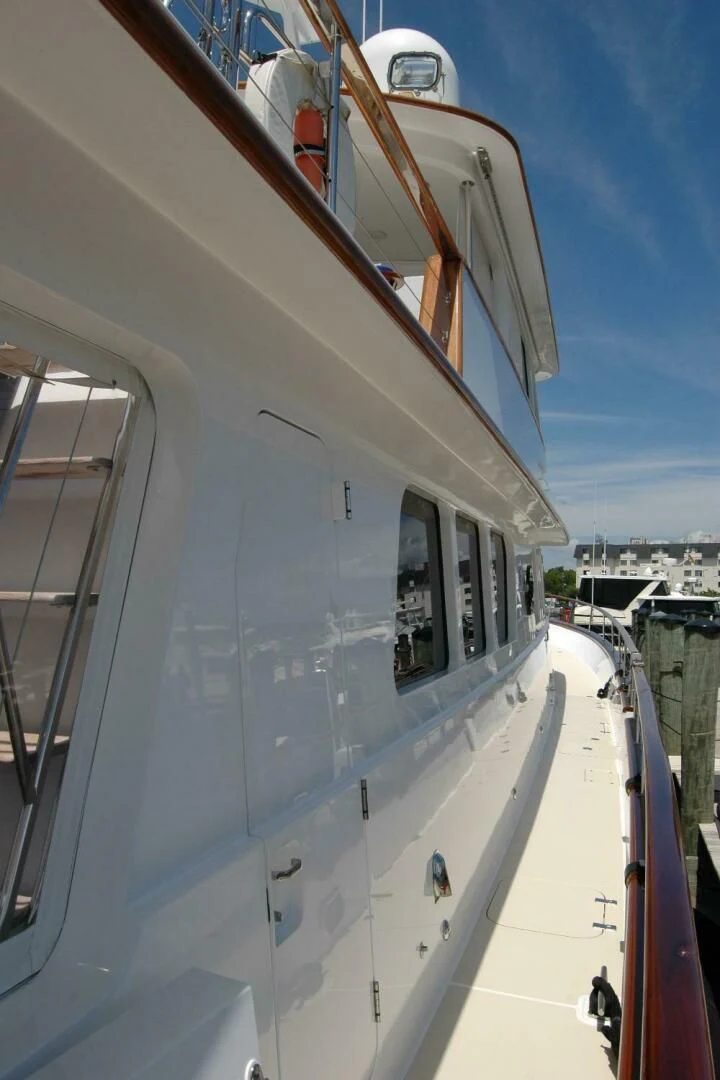 a white building with a large mirror aboard SEA BOLD Yacht for Sale
