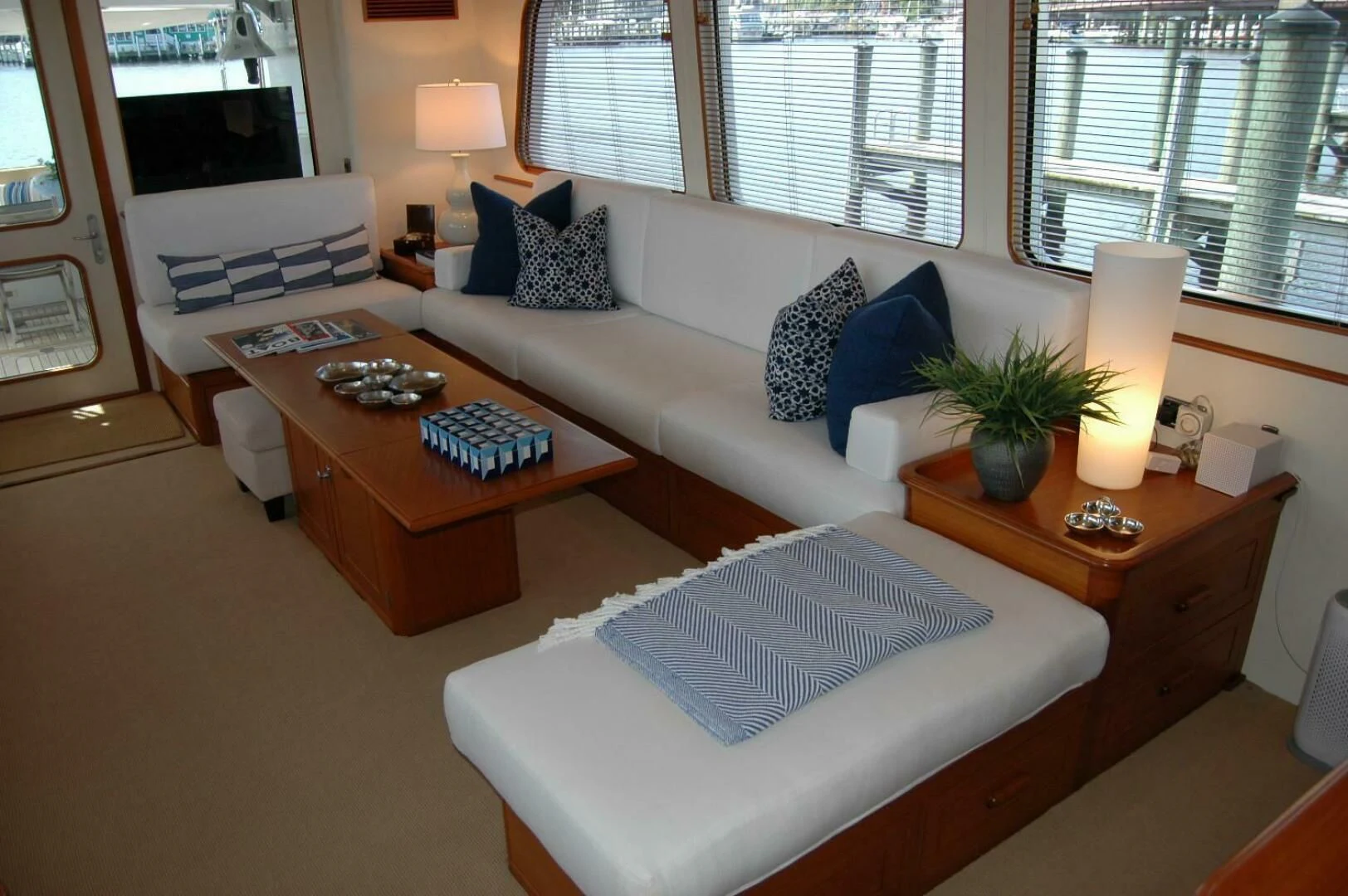 a living room with a couch and a coffee table aboard SEA BOLD Yacht for Sale