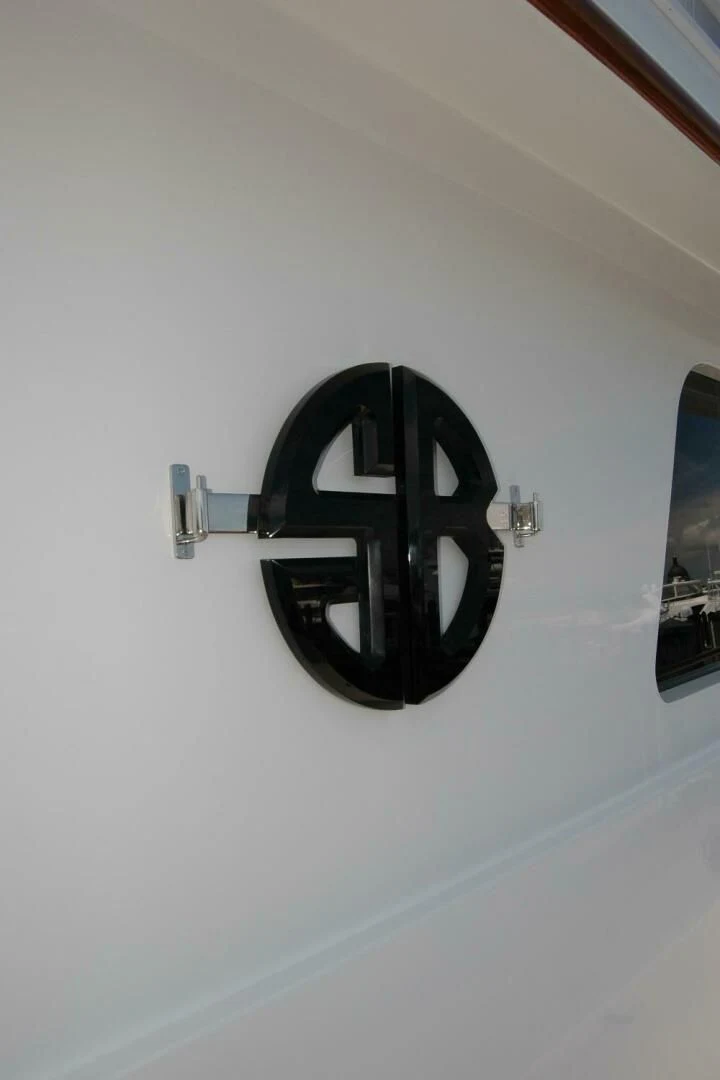 a black door knob aboard SEA BOLD Yacht for Sale