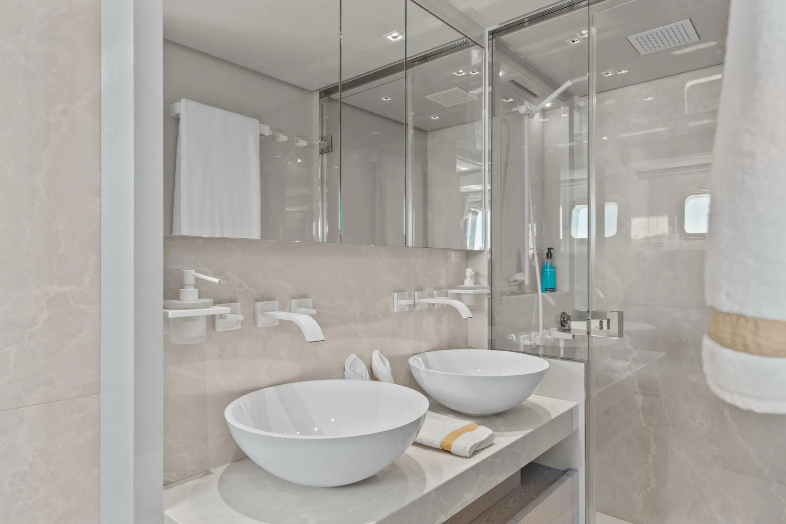 a bathroom with two sinks aboard JUJU Yacht for Sale