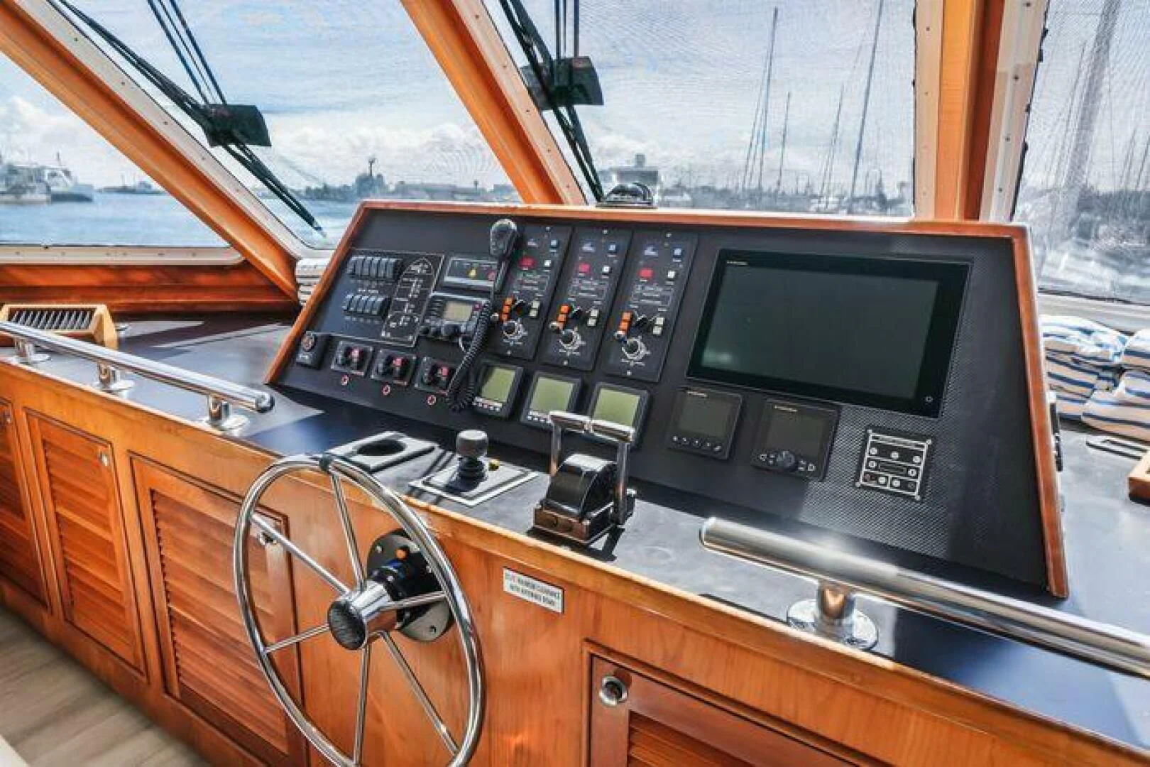 a large radio on a boat aboard ISLAND SOUL Yacht for Sale