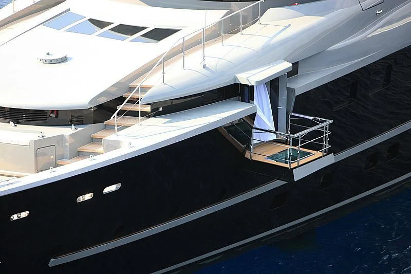 a large white machine aboard MAJESTY ELENOLIYA Yacht for Sale