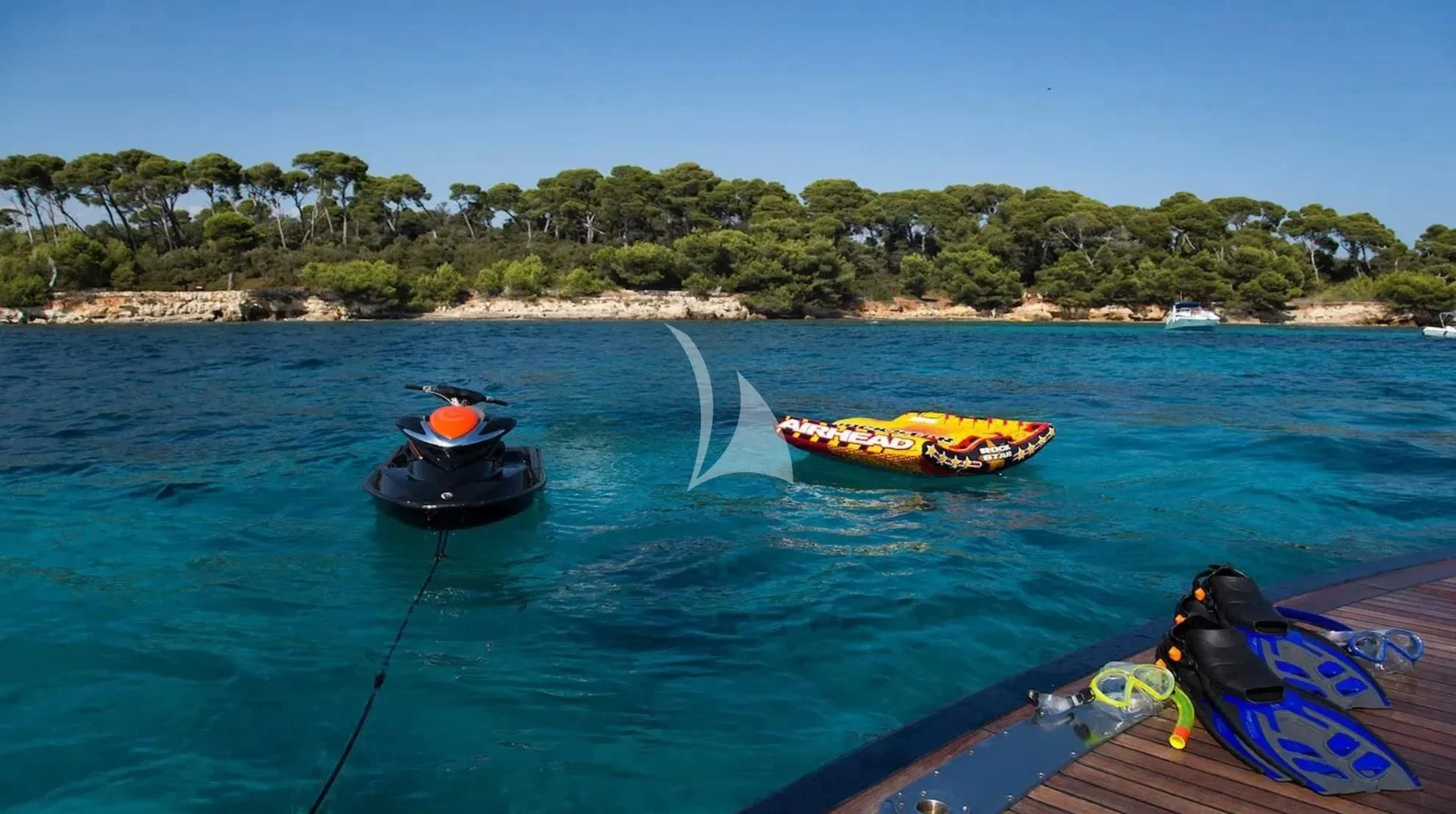 boats on the water aboard CAPPUCCINO Yacht for Sale