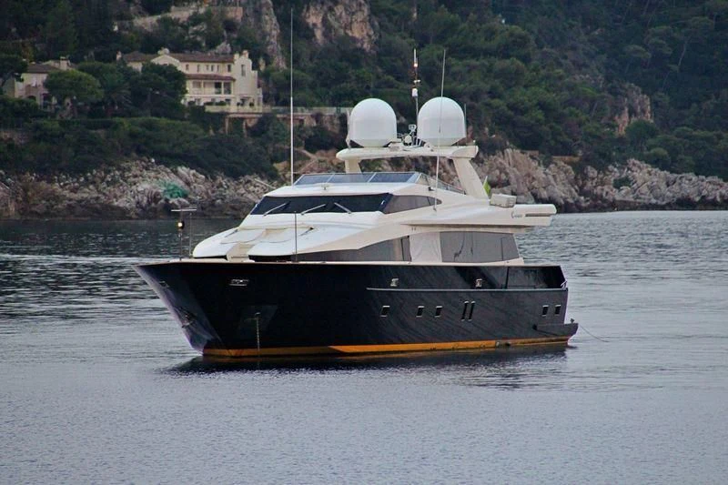 a boat on the water aboard CAPPUCCINO Yacht for Sale