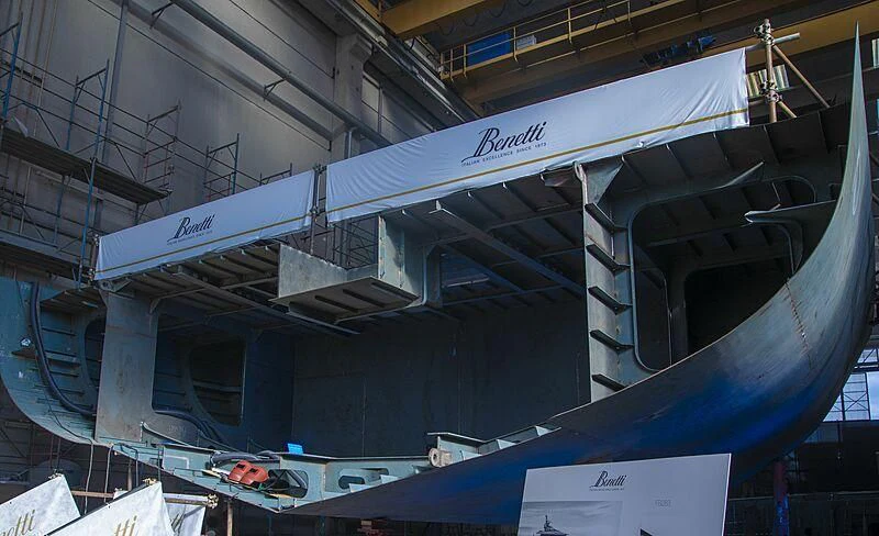 a large metal structure with a person standing on the top aboard BRAVISSIMA Yacht for Sale