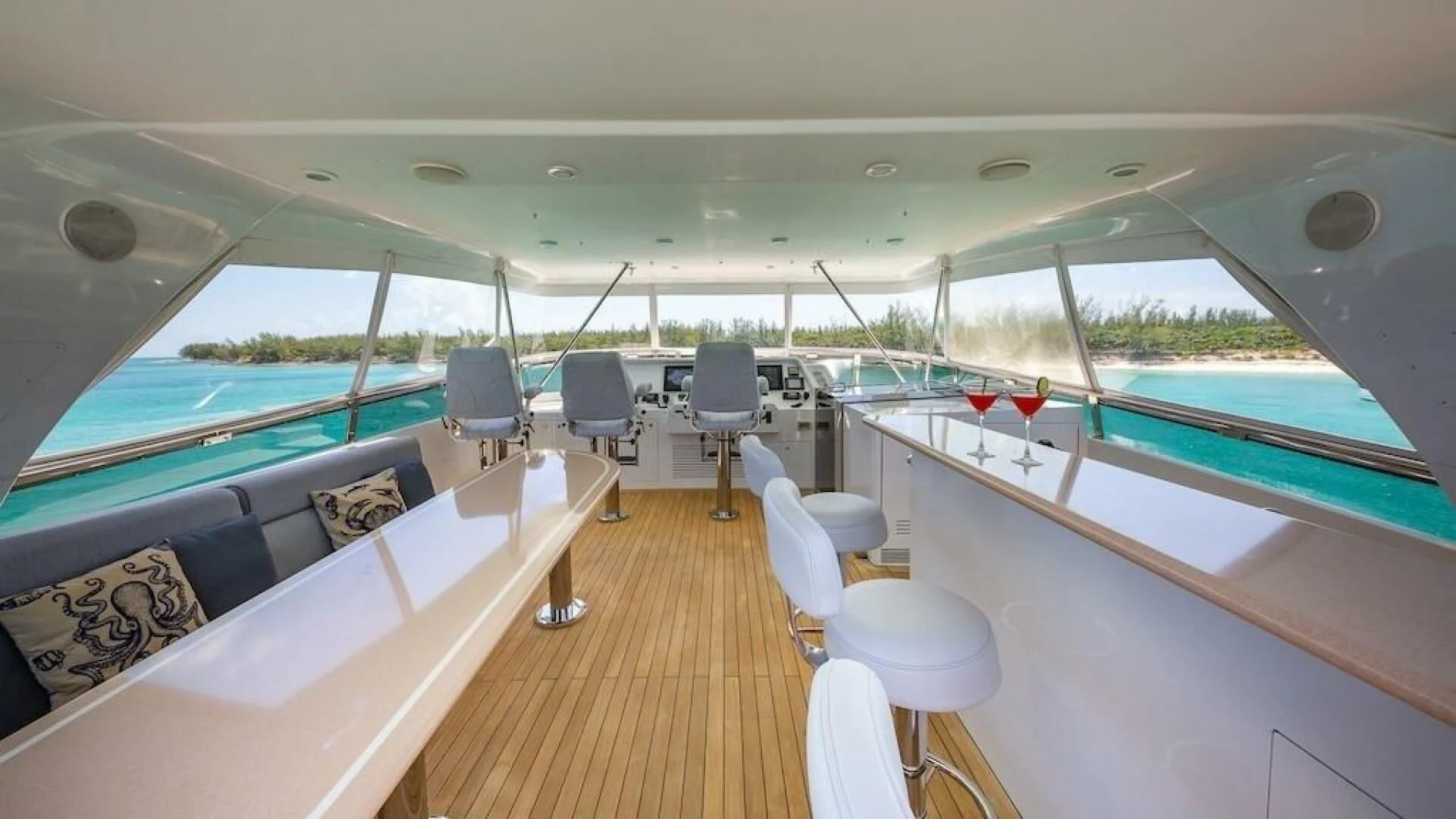 inside of a boat aboard LADY LORRAINE Yacht for Sale
