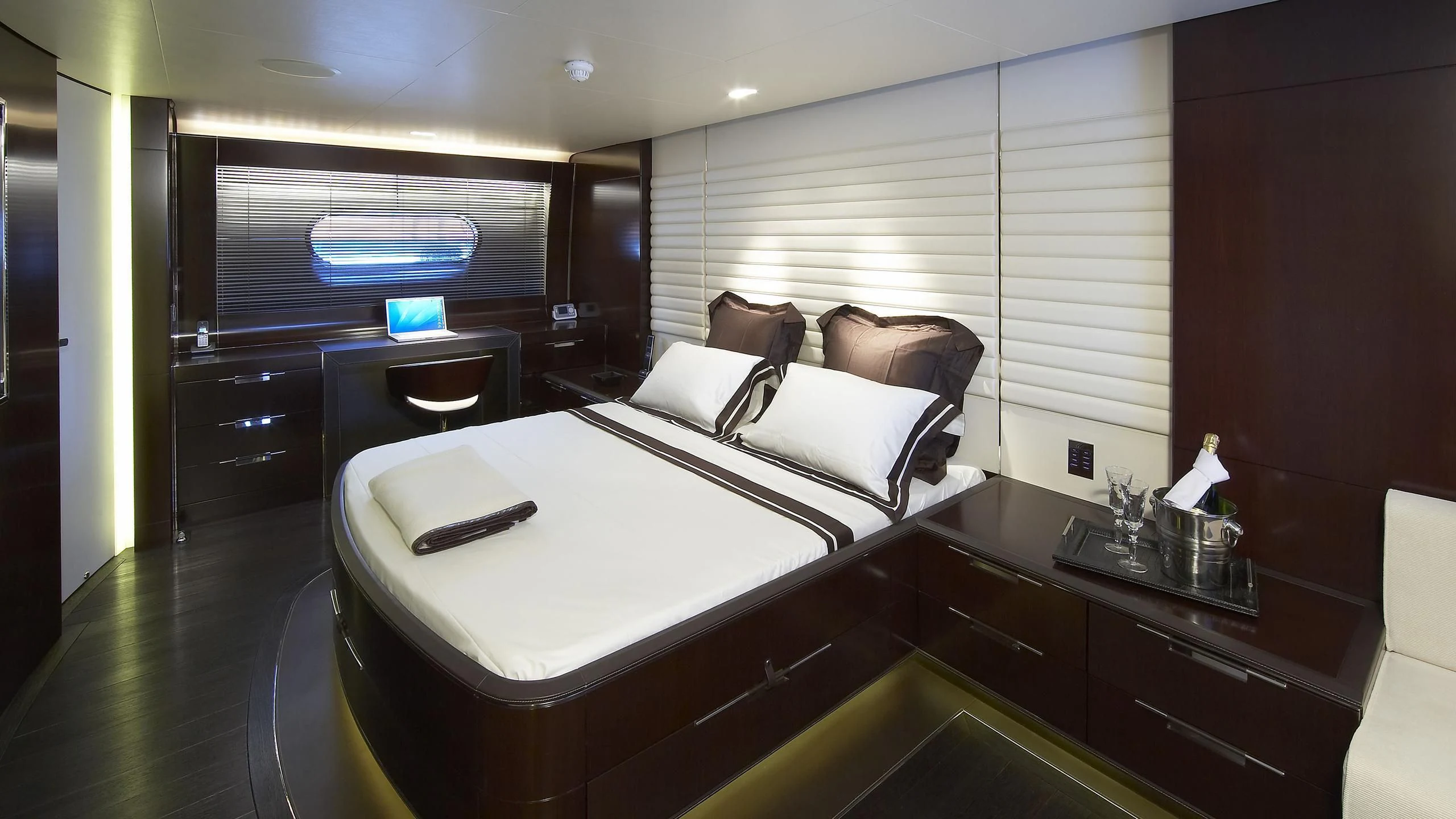 a hotel room with a bed aboard CYRUS ONE Yacht for Sale