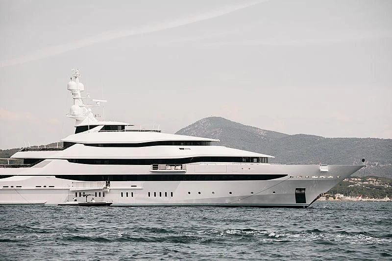 a large white yacht aboard AMORE VERO Yacht for Sale