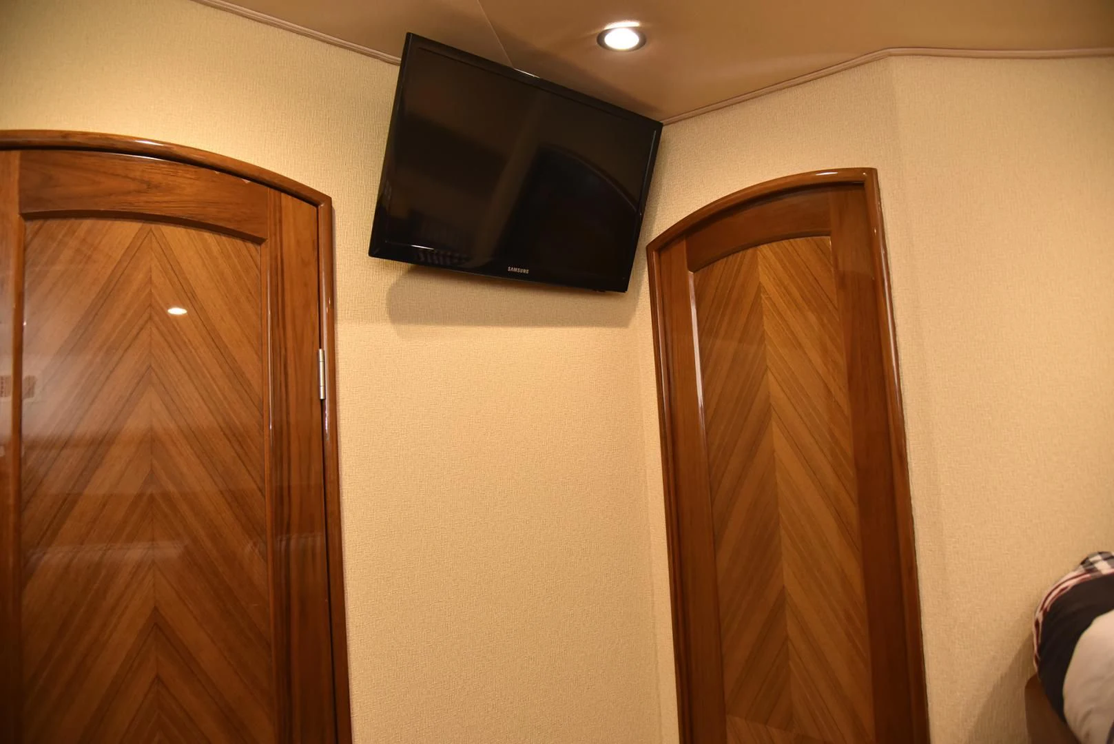 a tv on a wall aboard SALTY K Yacht for Sale