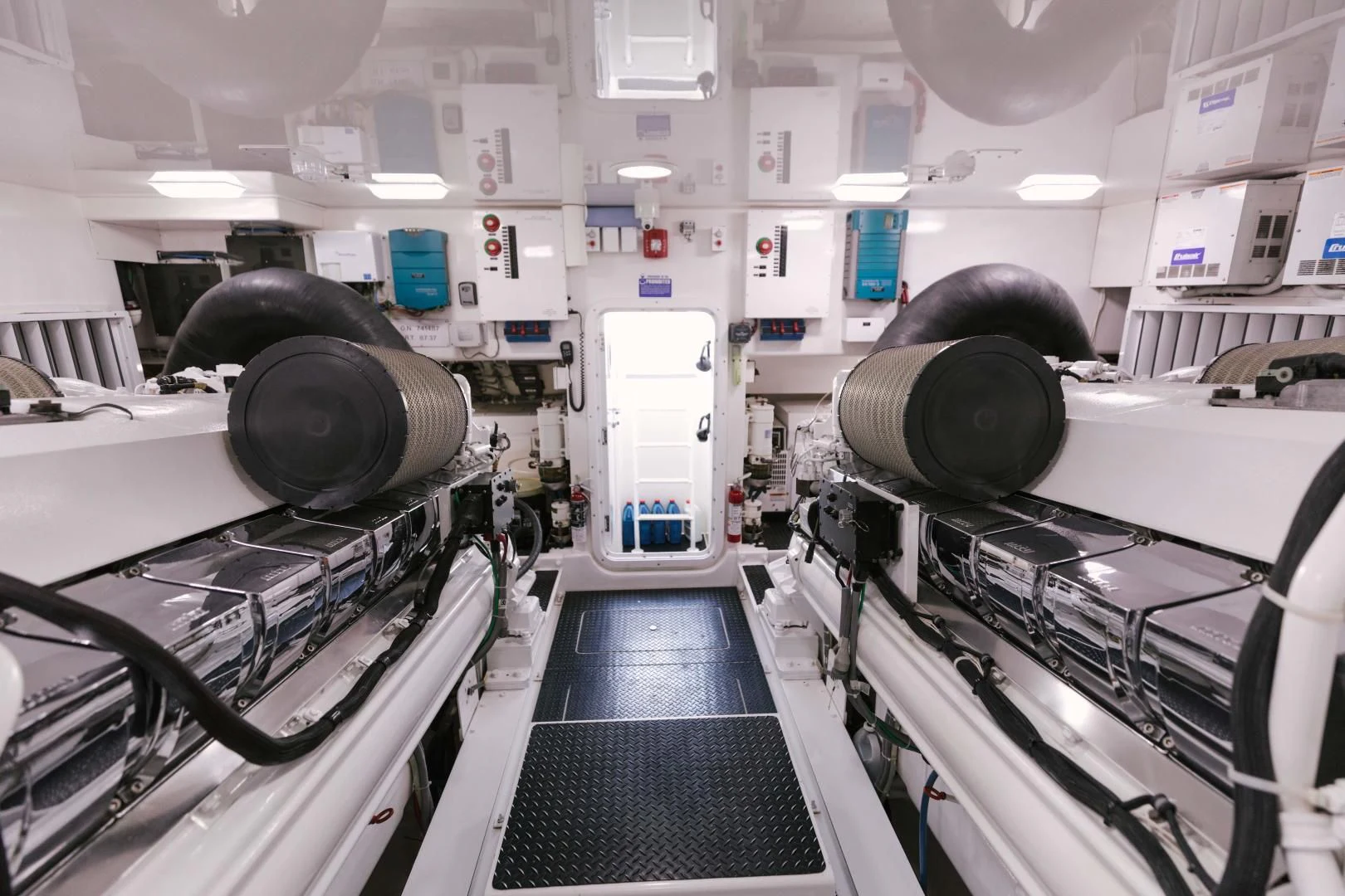 a room with machines aboard SALTY K Yacht for Sale