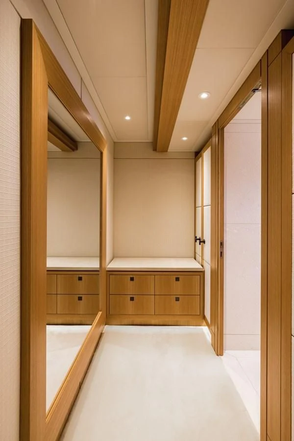 a hallway with a large mirror aboard VENTUM MARIS Yacht for Charter